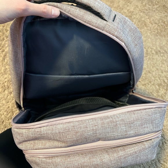 Purple Backpack with laptop sleeve - Picture 6 of 6